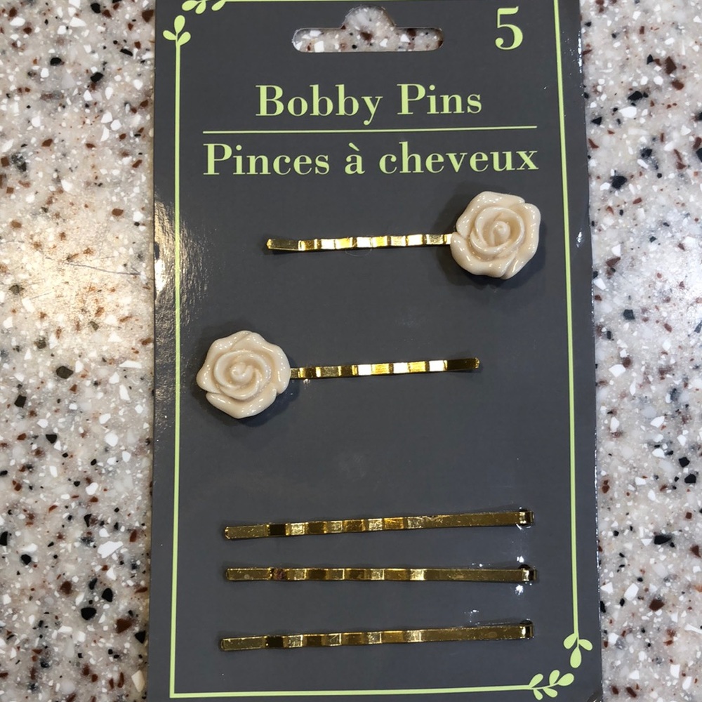 🆕 Flower Bobby Pins set of 5